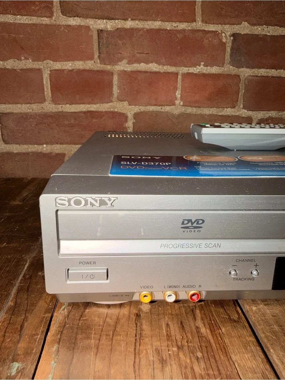 Sony Silver DVD VHS Combo Player with Remote